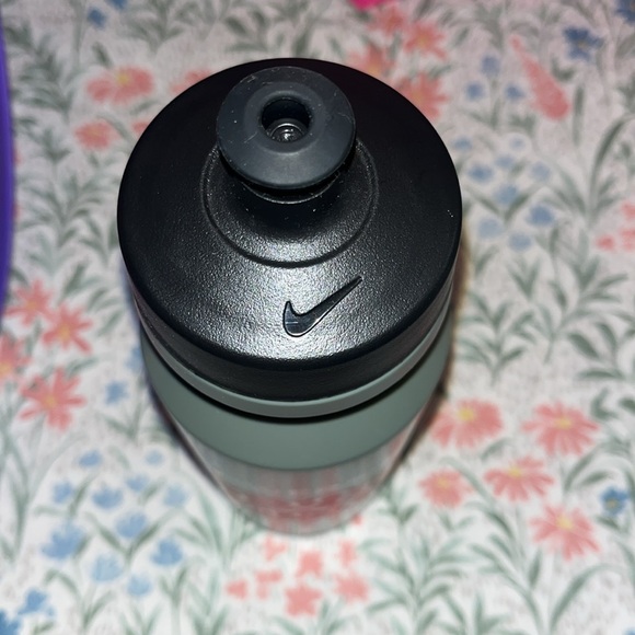 Nike University Water Bottle - Picture 3 of 4
